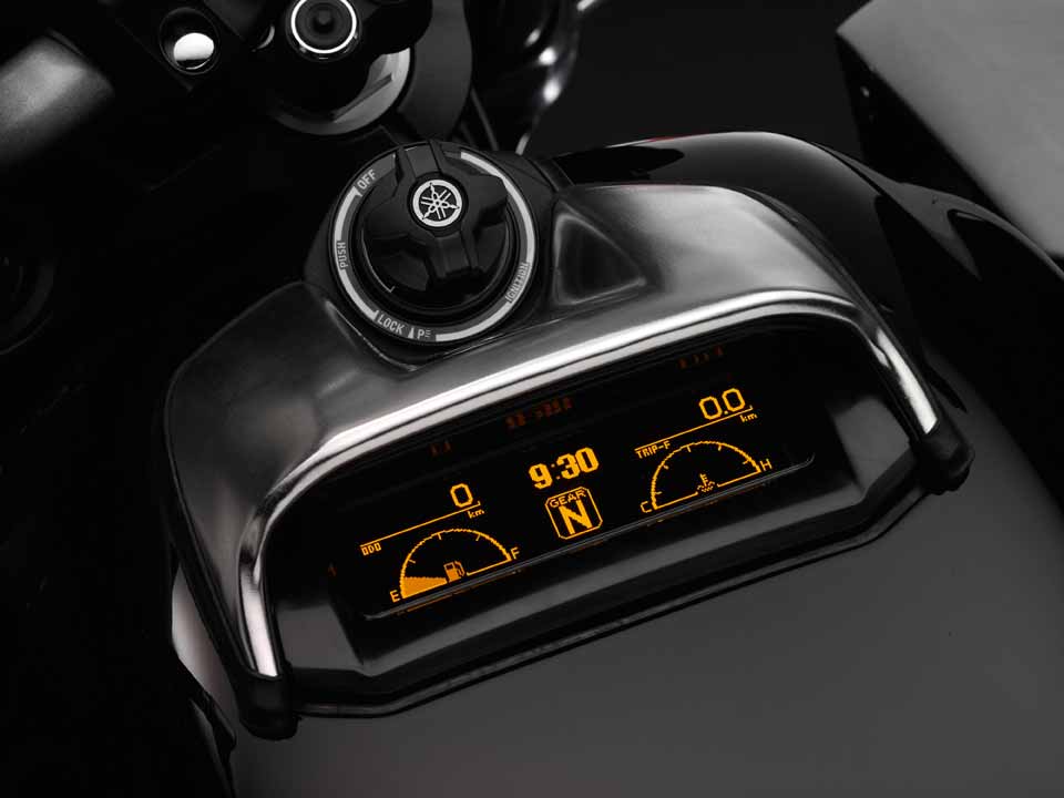 yamaha_263666_2013_yam_vmax_eu_mbl2_det_006