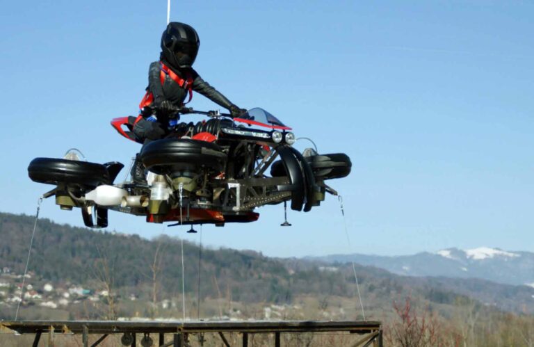 Lazareth LMV 496: Das fliegende Motorrad