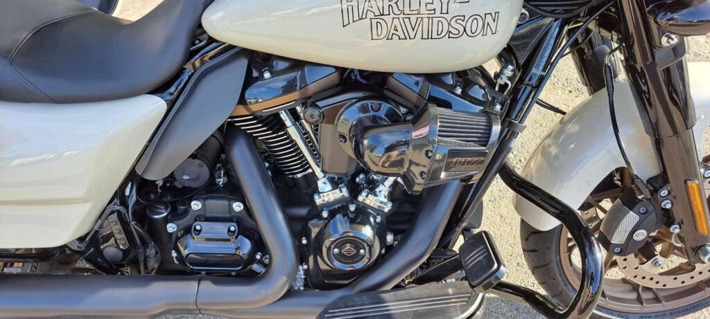 Harley-Davidson Street Glide ST: luxuriöser Powerglider